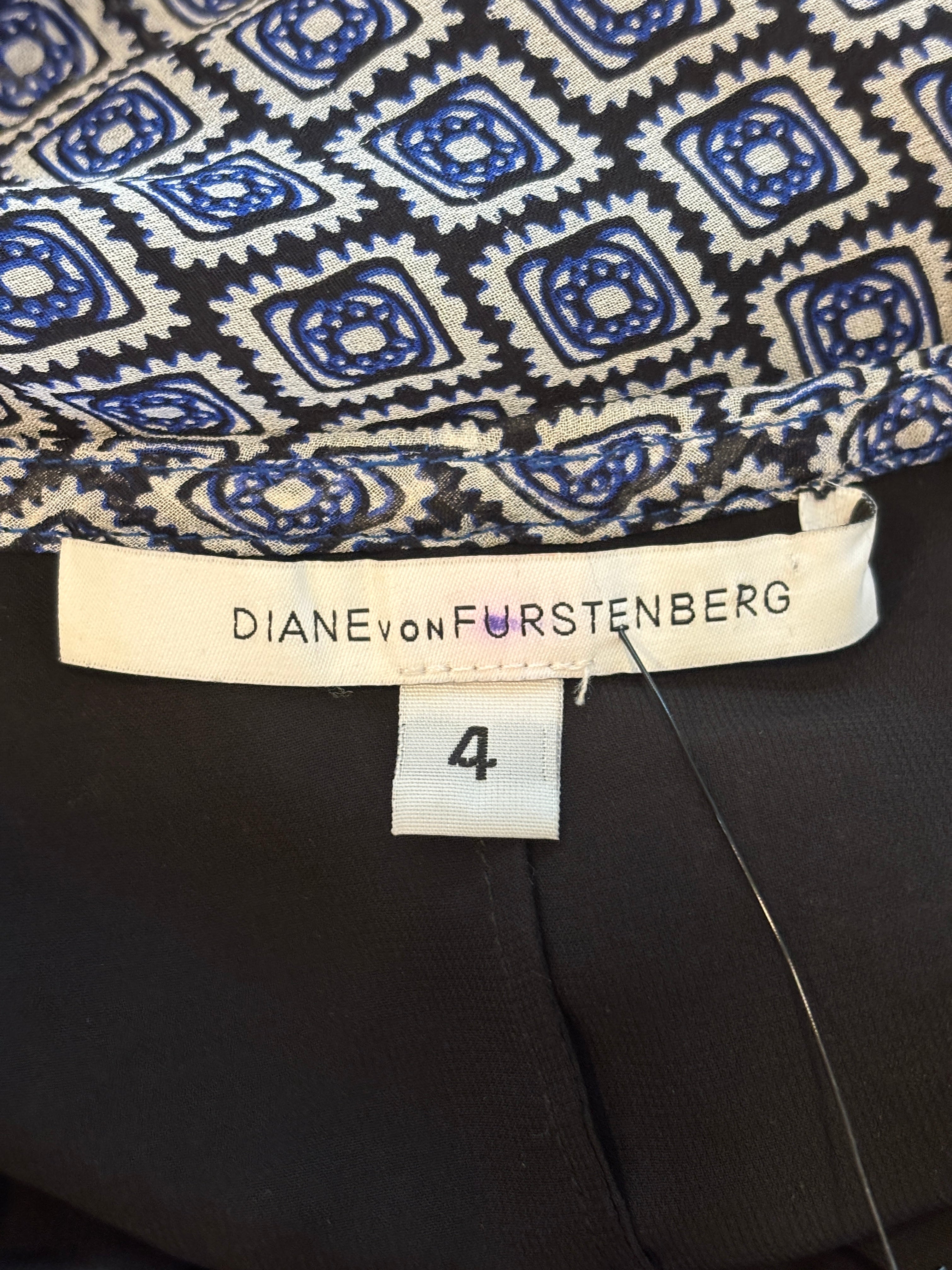 Diane von Furstenberg Geometric Print Twisted Halter Top | Size 4 | Like New