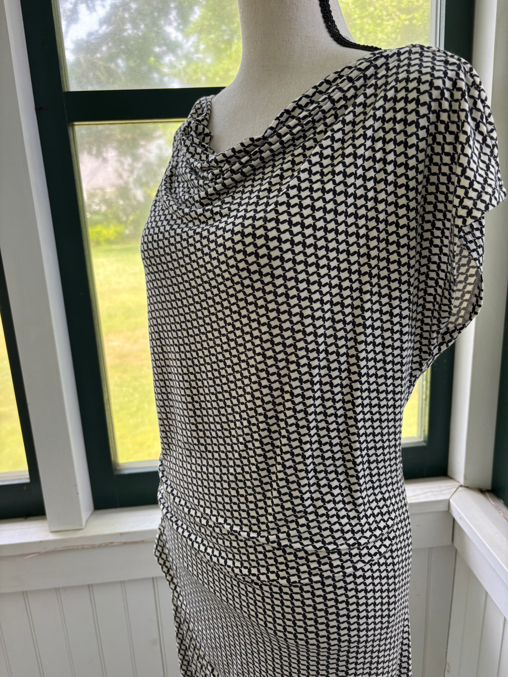 CAbi Monroe Dress | Black & Cream Geometric Print | Size M | Like New
