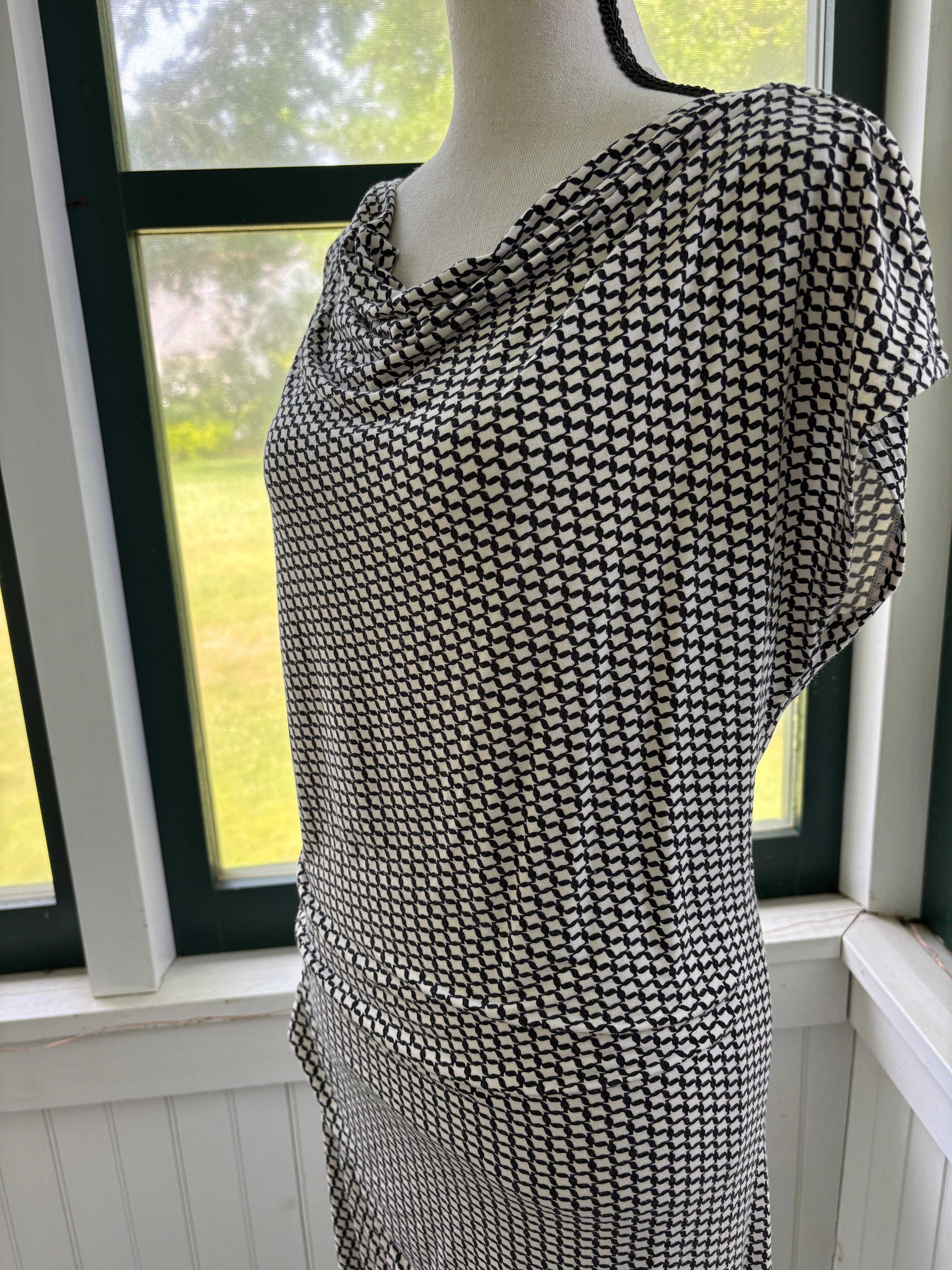 CAbi Monroe Dress | Black & Cream Geometric Print | Size M | Like New