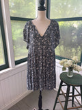 Knox Rose Tiered Flutter Sleeve Midi Dress | Navy Ditsy Floral | Size L | Like New