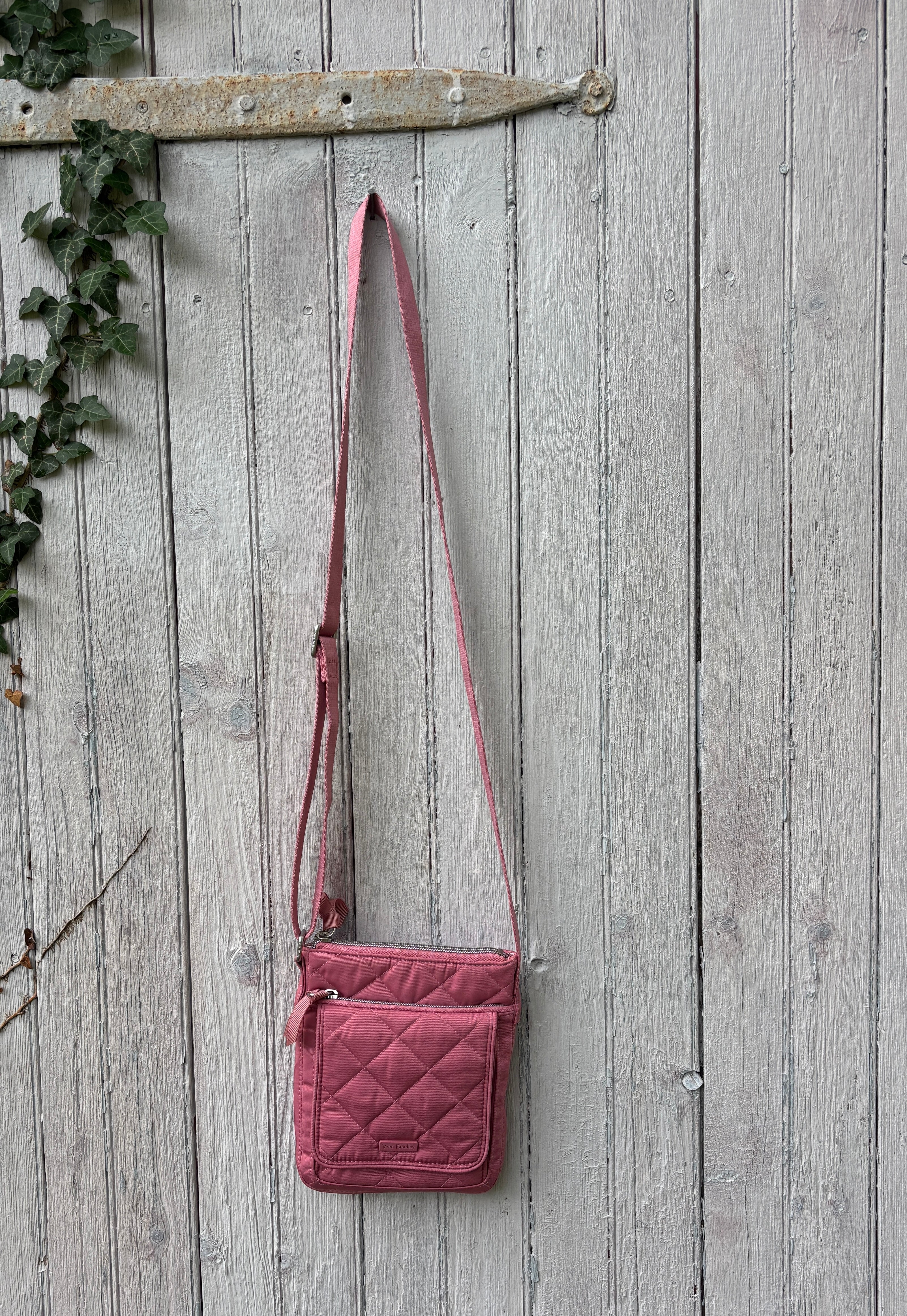 Vera Bradley Dusty Rose Quilted Crossbody Bag | Original Zip Hipster | Like New