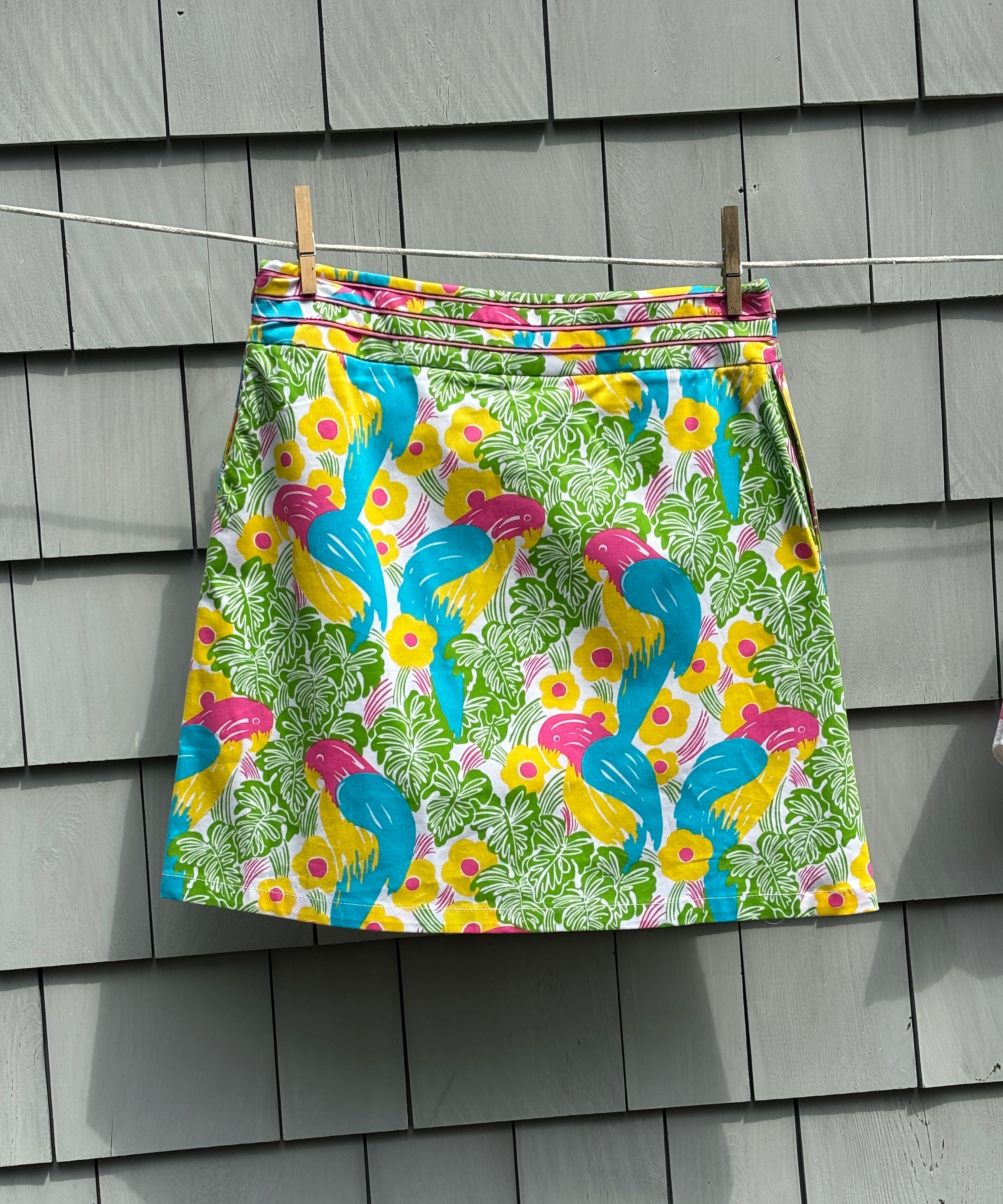 Lilly Pulitzer Tropical Toucan Print Skort | Pink, Green & Blue | Size 6 | Like New