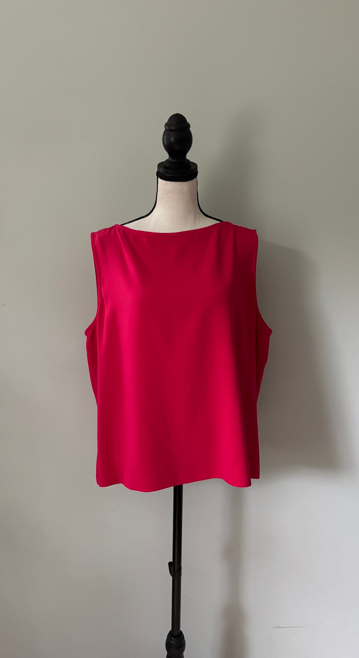 Linda Allard Ellen Tracy Red Silk Sleeveless Shell Size 16 Like New