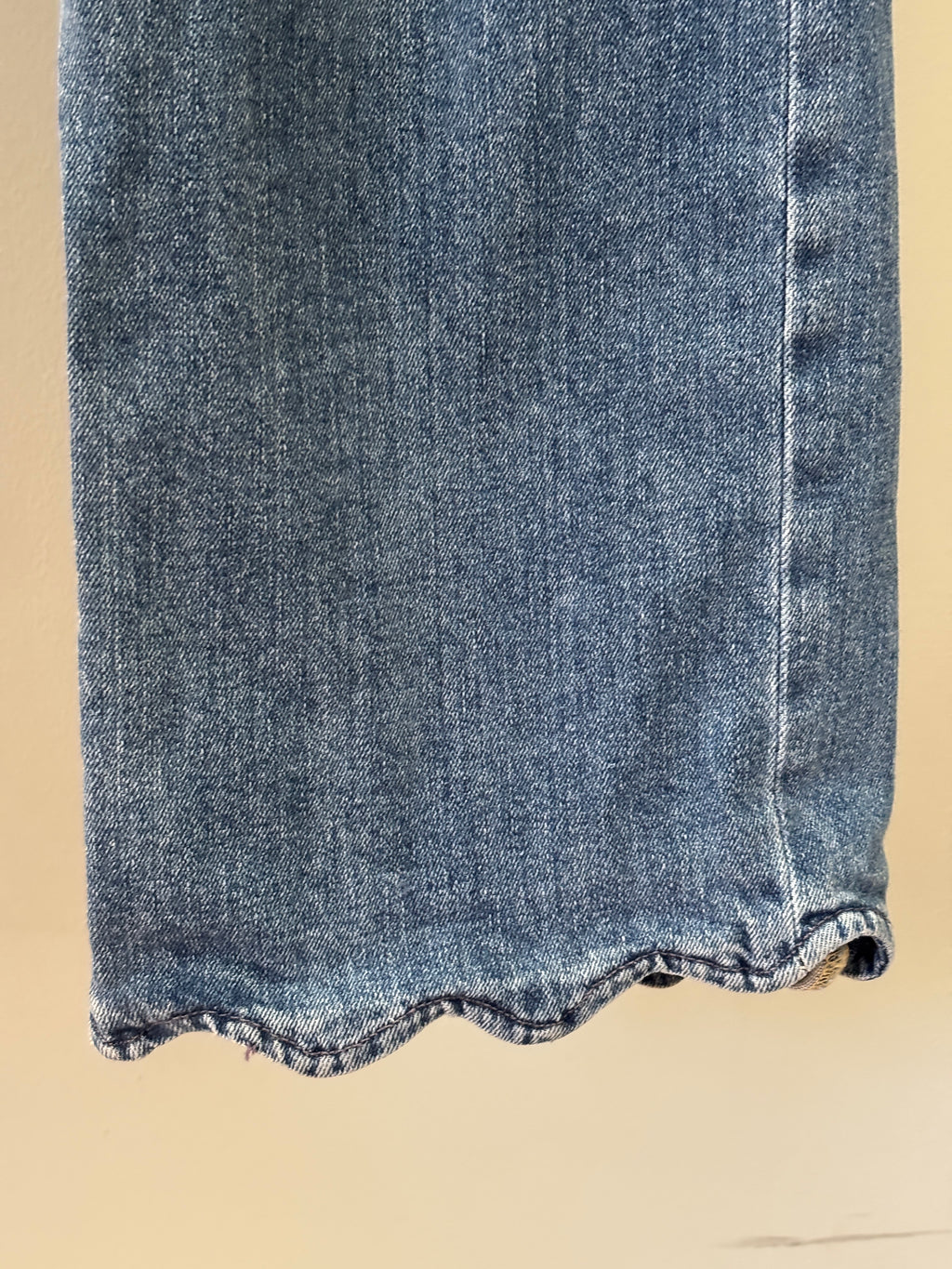 Joe's Jeans "The Wyatt" High Rise Retro Crop 30/10 Like New