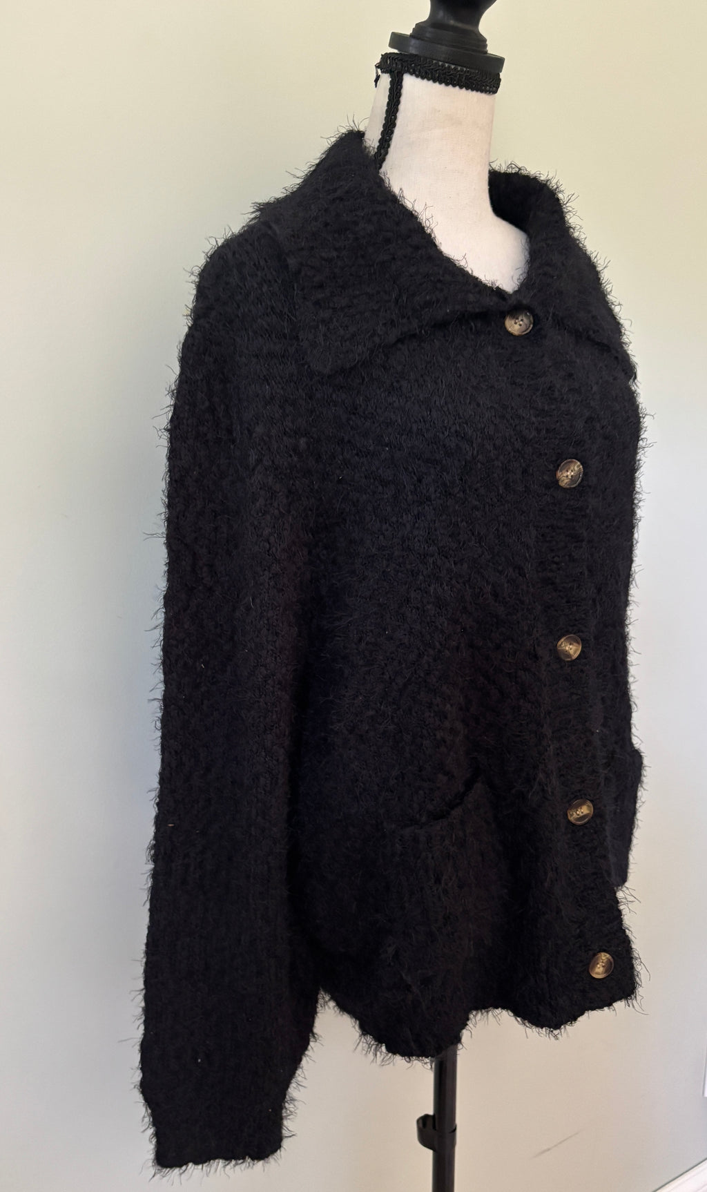 Hayden Los Angeles Fuzzy Popcorn Knit Button-Up Collared Cardigan Large NWT