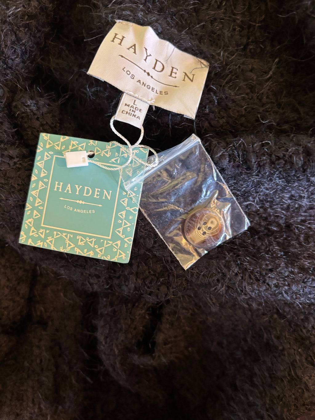 Hayden Los Angeles Fuzzy Popcorn Knit Button-Up Collared Cardigan Large NWT