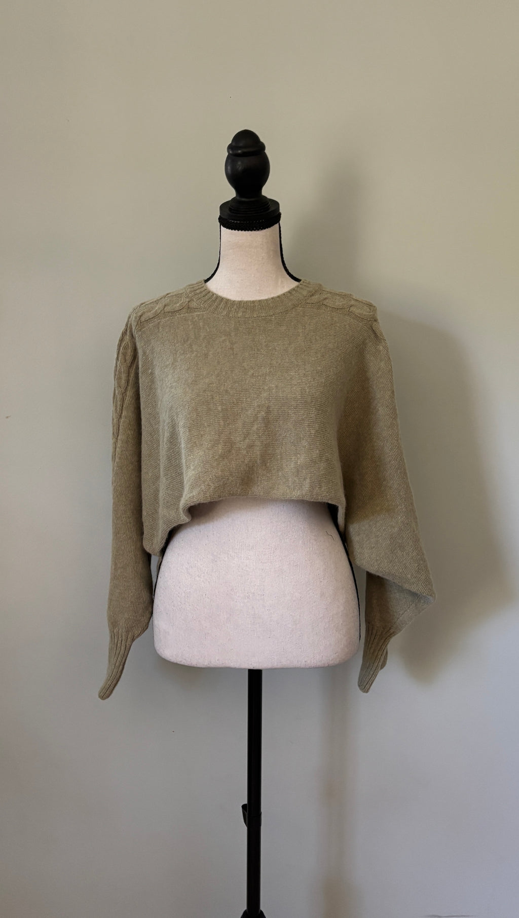 Codes Combine "Fox Premium Blended" Cropped Batwing Cable-Knit Sweater S/M NWT