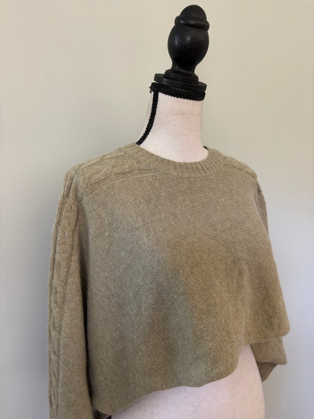 Codes Combine "Fox Premium Blended" Cropped Batwing Cable-Knit Sweater S/M NWT