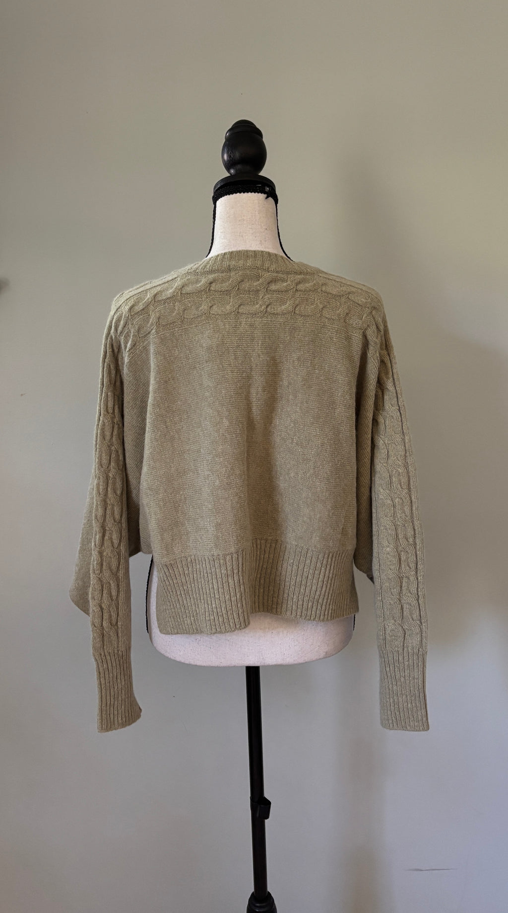 Codes Combine "Fox Premium Blended" Cropped Batwing Cable-Knit Sweater S/M NWT