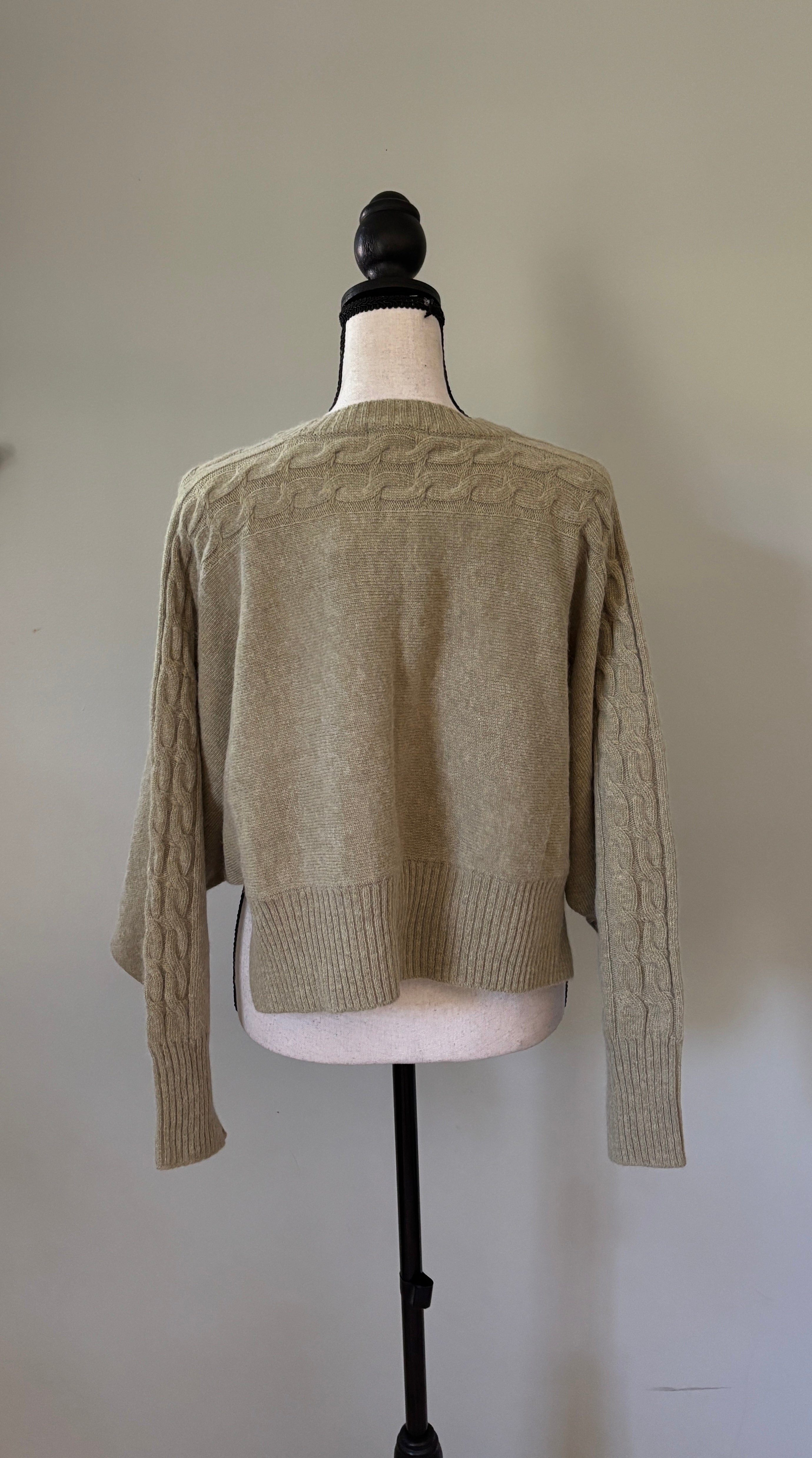 Codes Combine "Fox Premium Blended" Cropped Batwing Cable-Knit Sweater S/M NWT