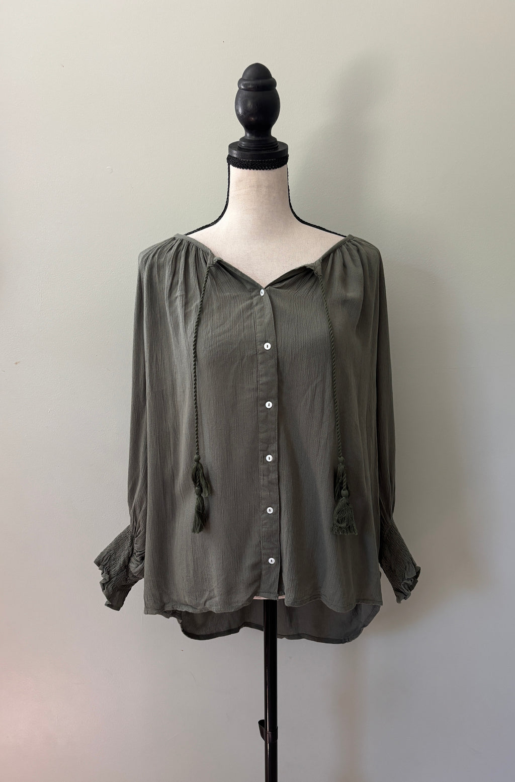 Karen Kane "Garden Party" Button-Up Top — NWT — M