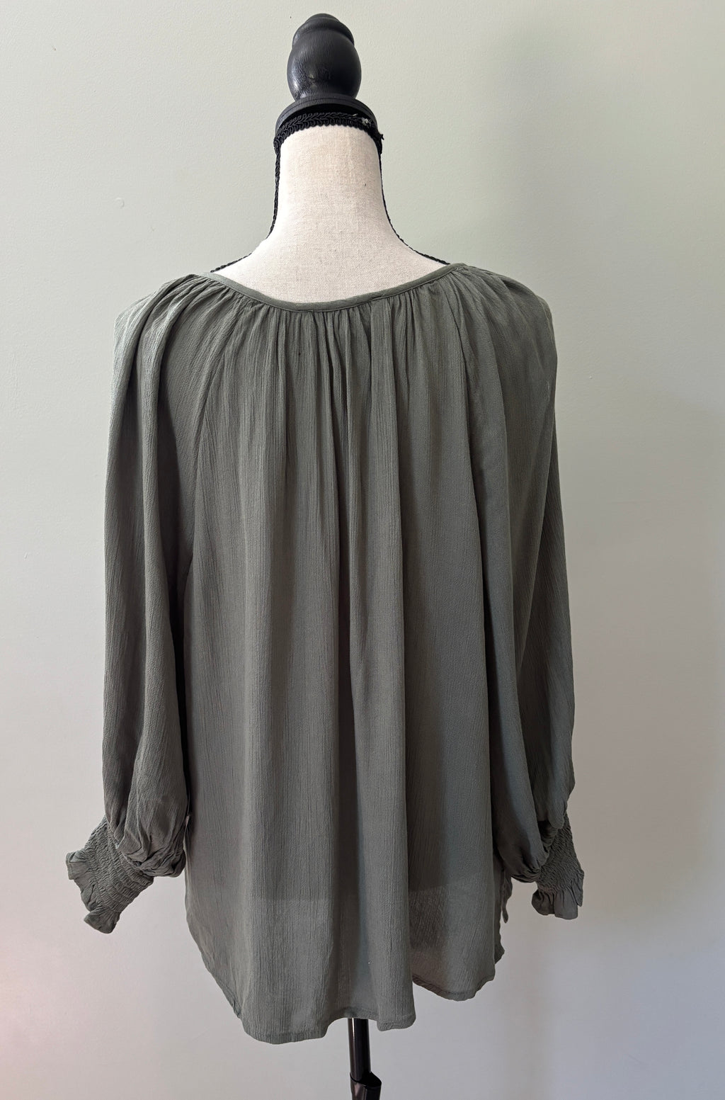 Karen Kane "Garden Party" Button-Up Top — NWT — M