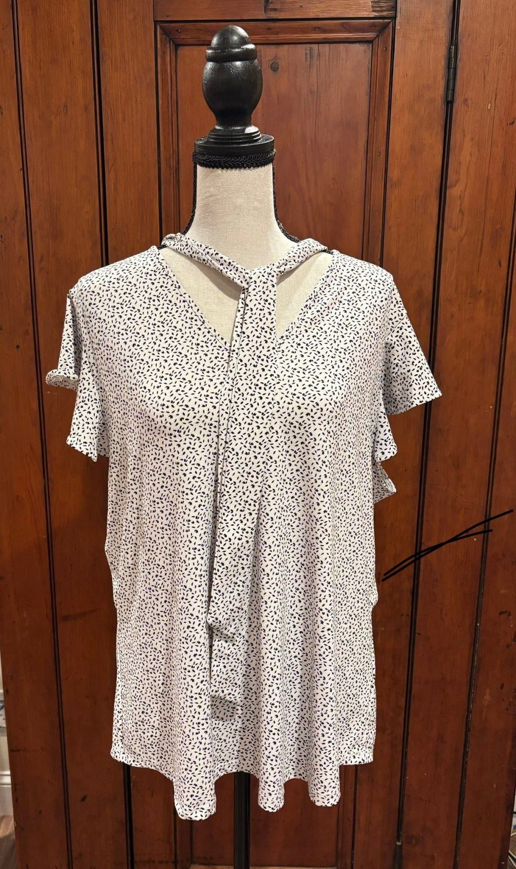 Adrianna Papell grey white blouse front view neck tie detail thrifted tops and blouses Sassy and Chic