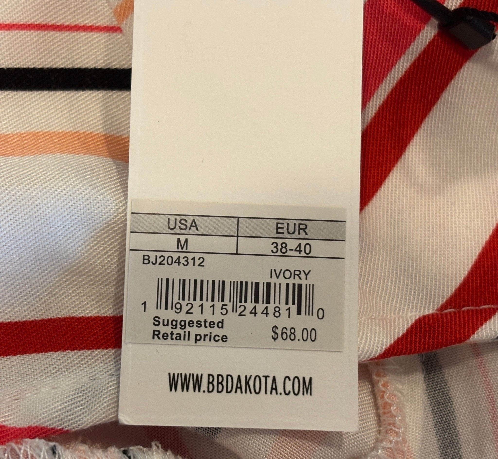 BB Dakota top retail tag size medium ivory new with tags Sassy and Chic