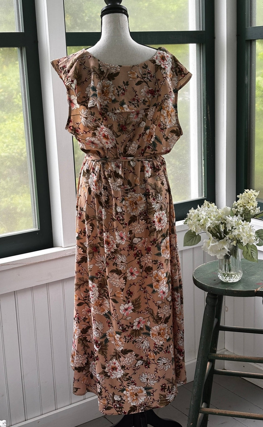 Arianna by Howard's  floral wrap dress back view NWT
