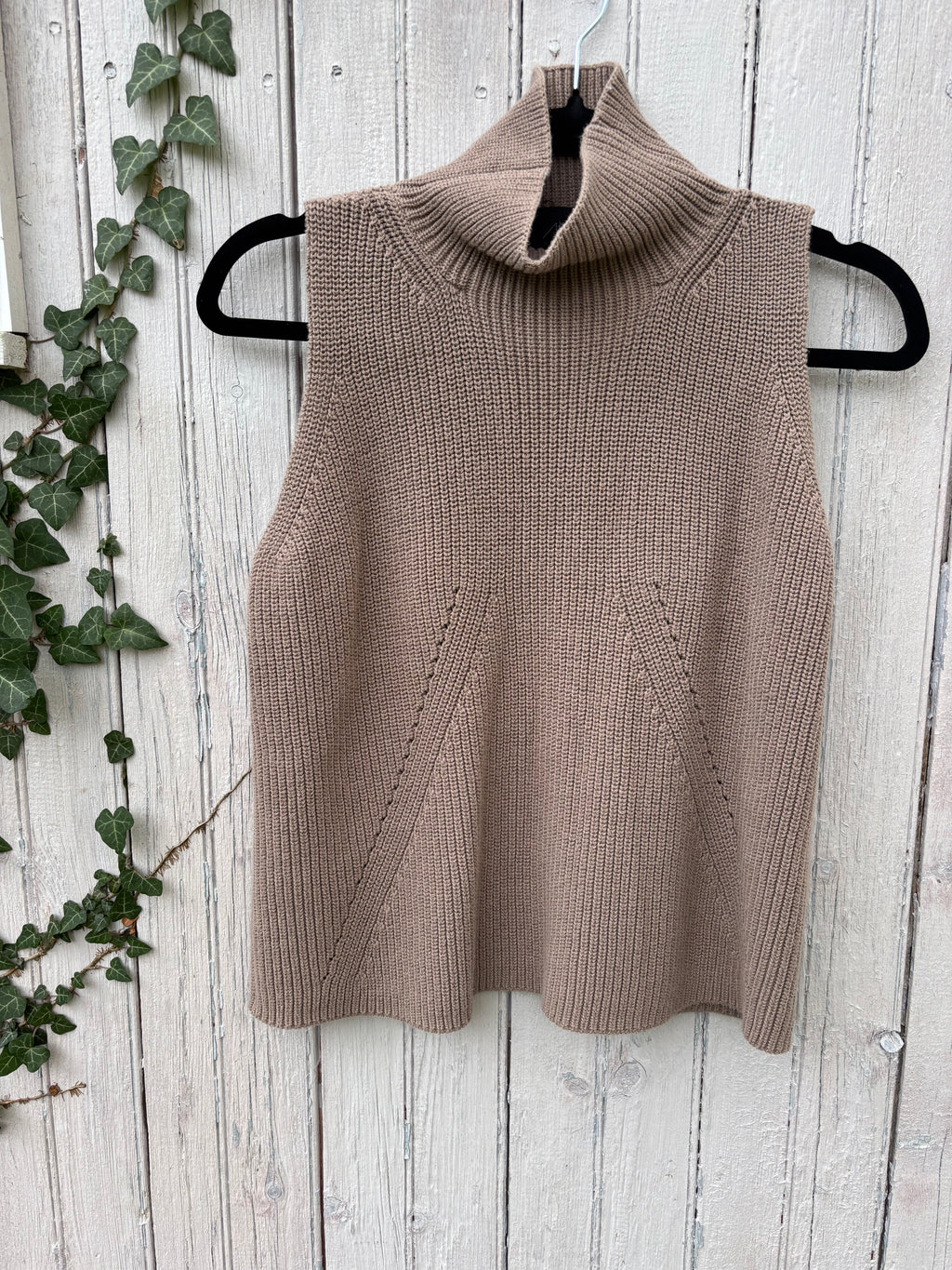 Sleeveless Turtleneck Sweater, Size Medium