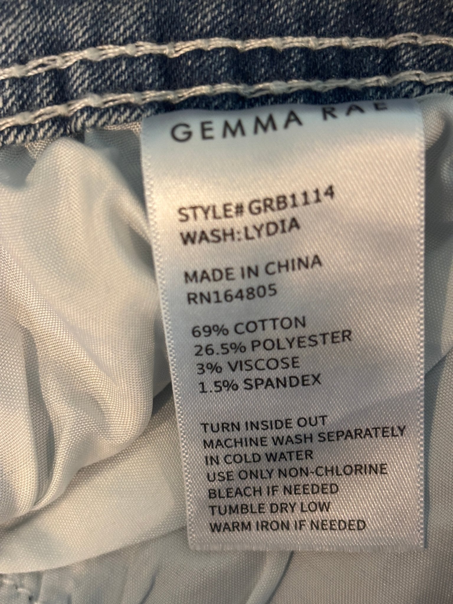 Interior care label showing style GRB1114, wash Lydia, fabric content and care instructions