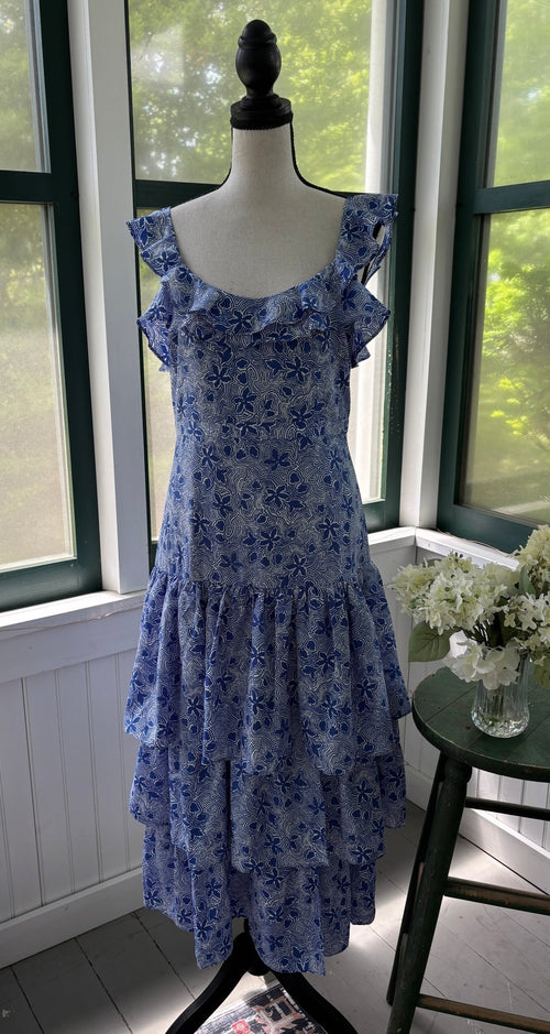 Likely blue floral ruffle midi dress blue white botanical print tiered hem size 6 NWT front view