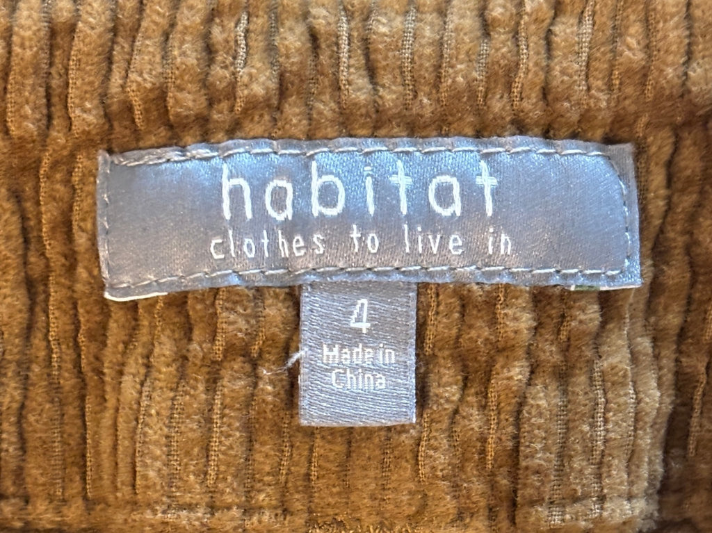 Habitat l textured pants brand label size 4 like new Sassy and Chic
