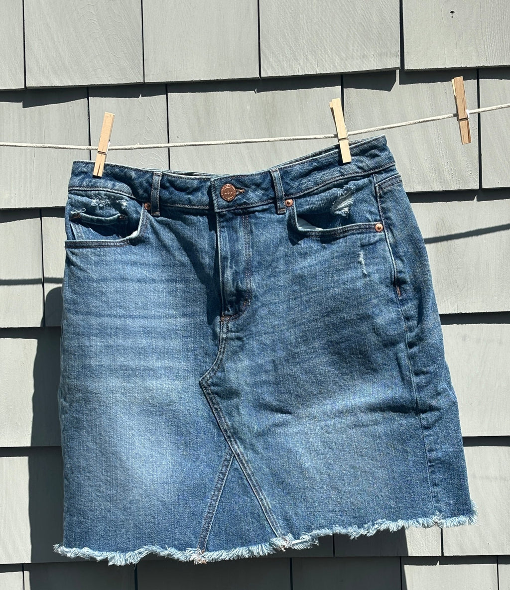 LOFT medium wash denim mini skirt front view high rise waistband pre-loved skirts Sassy and Chic