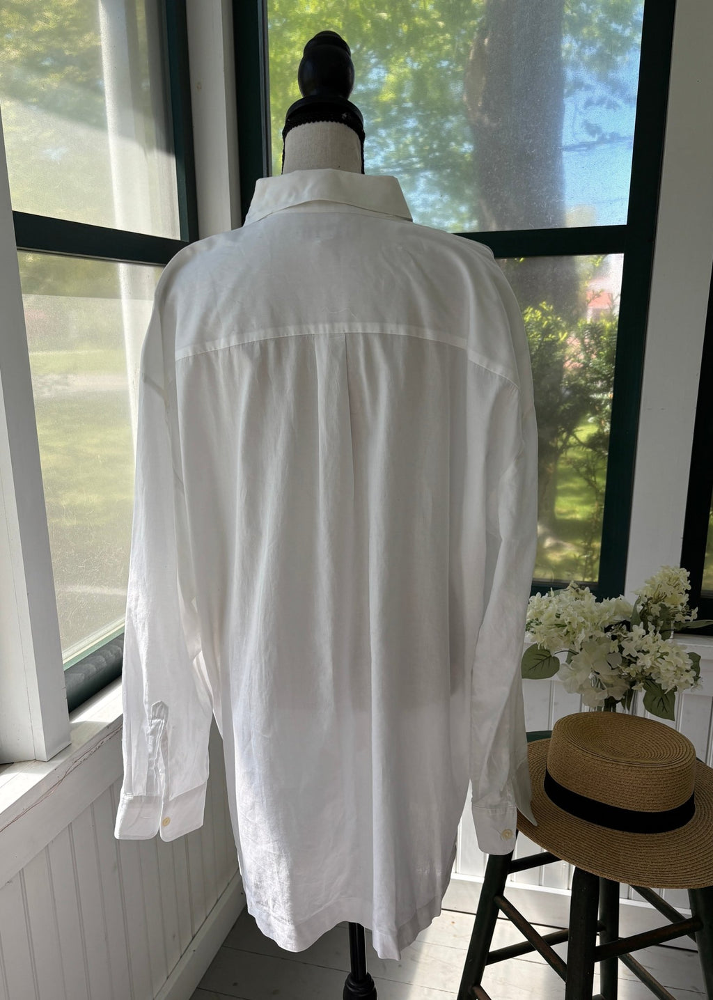 Pre - loved Tops - Sassy and Chic
