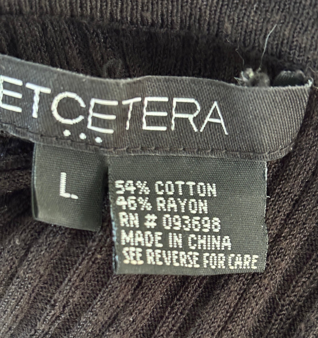 Et Cetera black ribbed henley tank top brand label size large like new Sassy and Chic