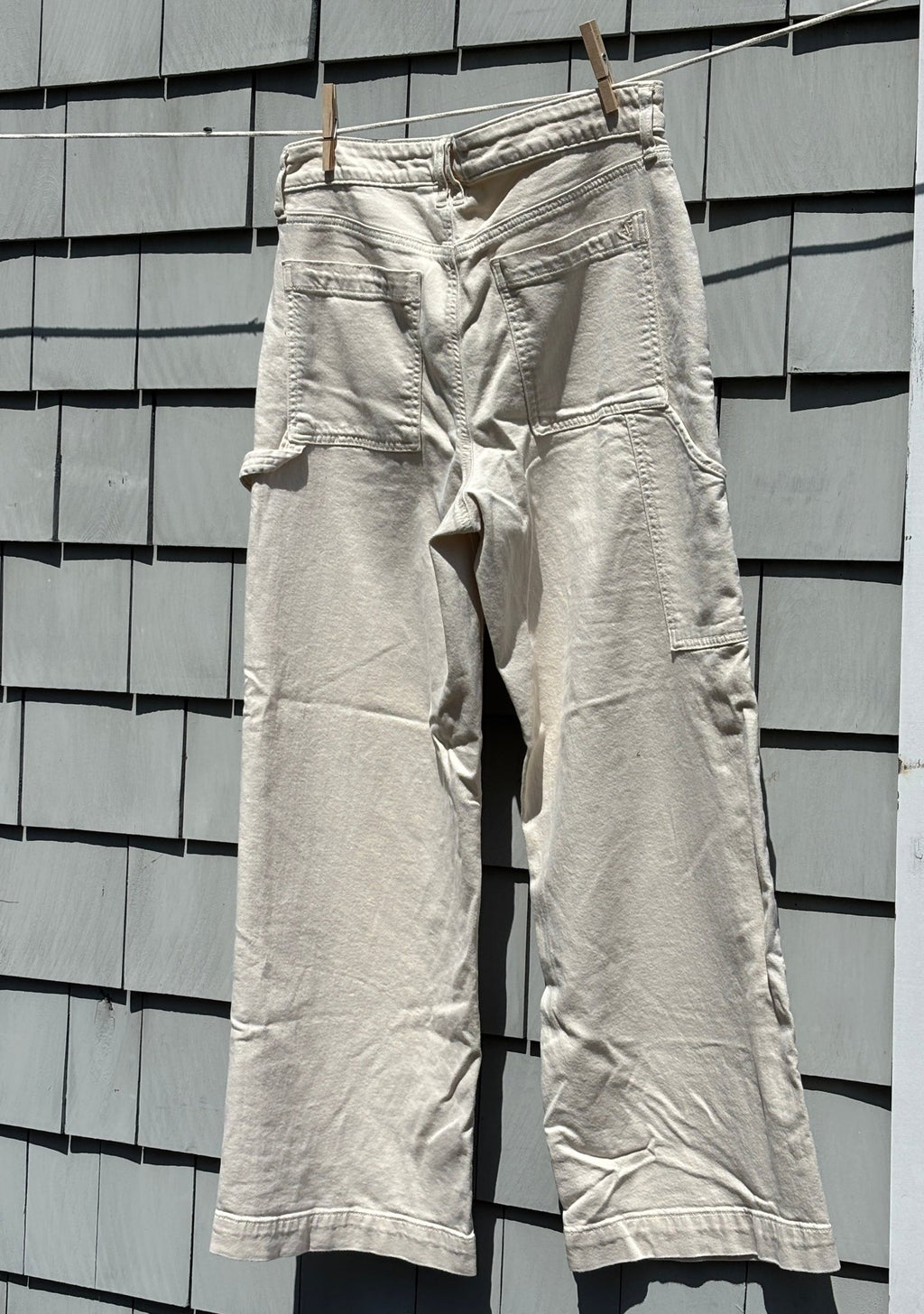 AEO cream wide leg carpenter  pants, Size 10S - Sassy and Chic