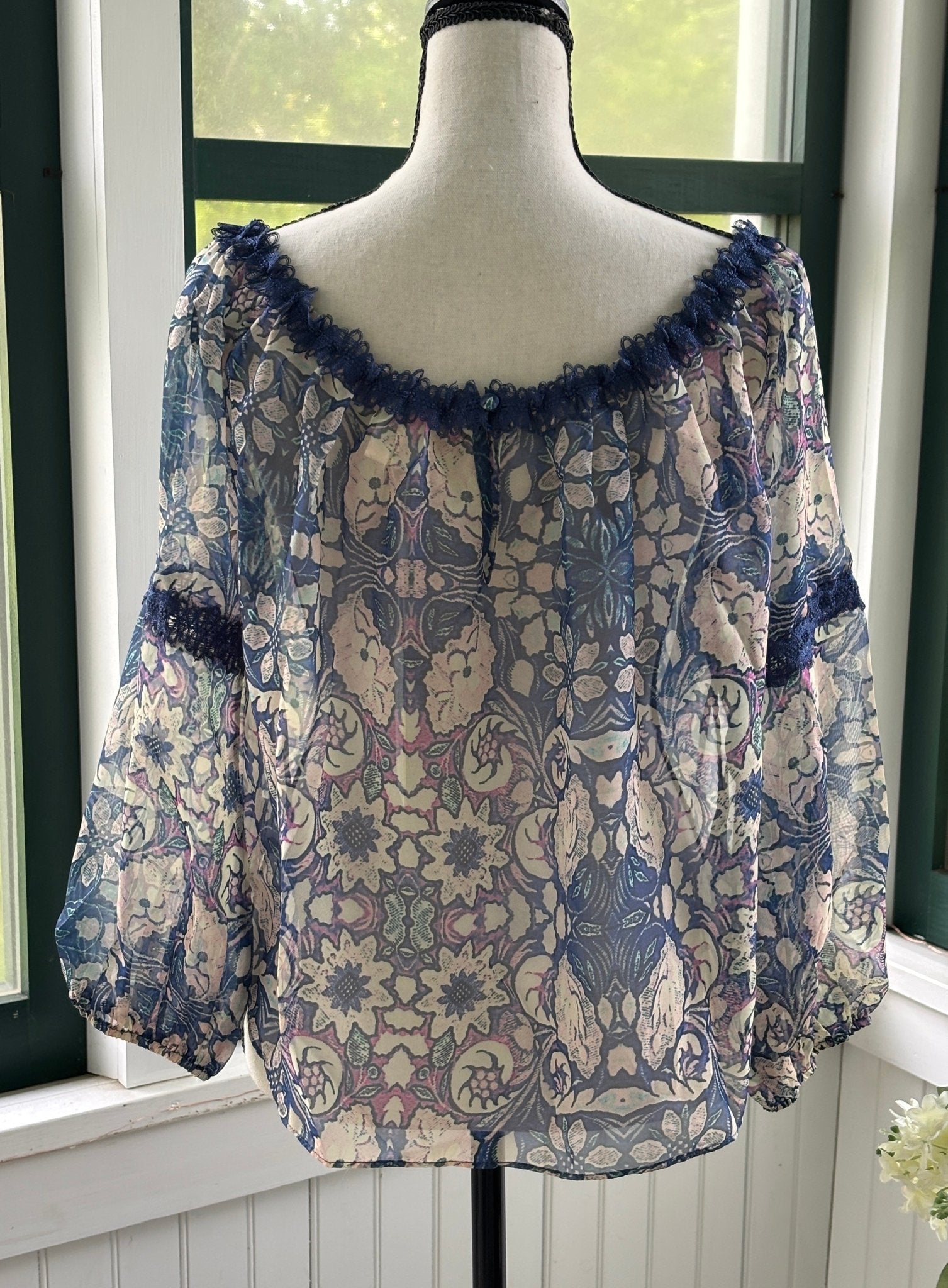 Foxiedox navy floral peasant blouse back view NWT