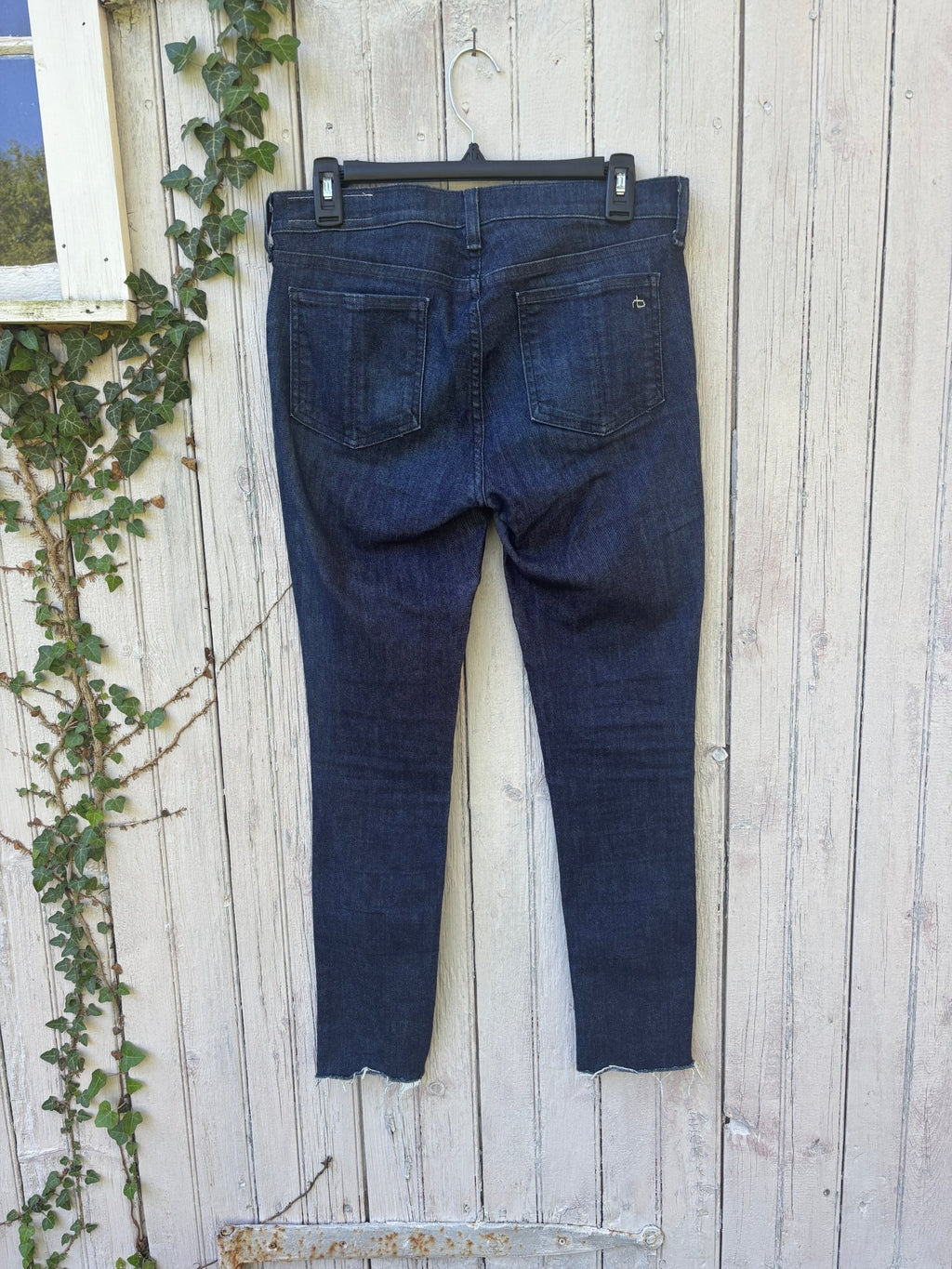 Rag and Bone Ankle Skinny jeans size 29 dark indigo back view like new condition