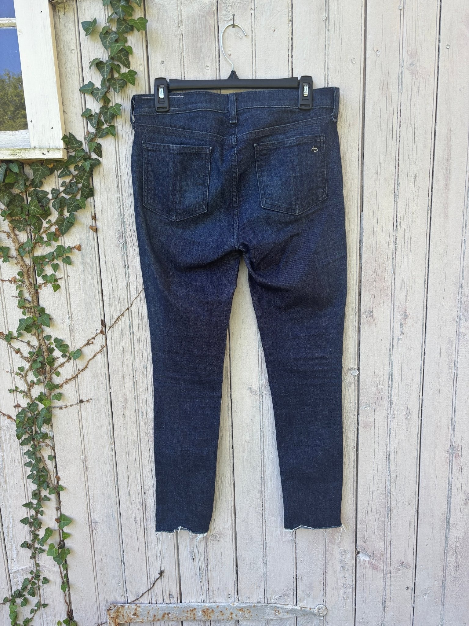 Rag and Bone Ankle Skinny jeans size 29 dark indigo back view like new condition