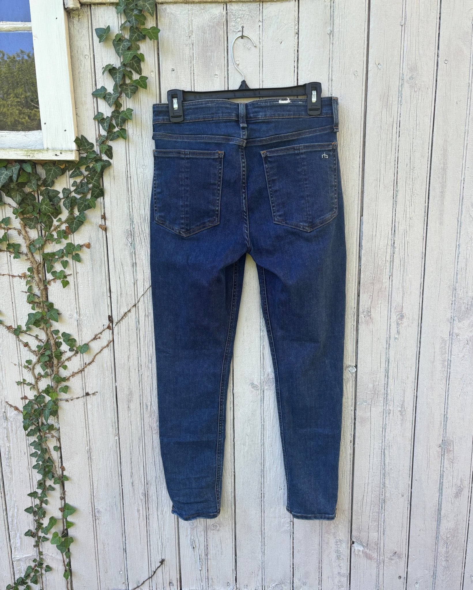 Rag and Bone Cate mid rise ankle skinny jeans size 29 dark indigo back view great condition