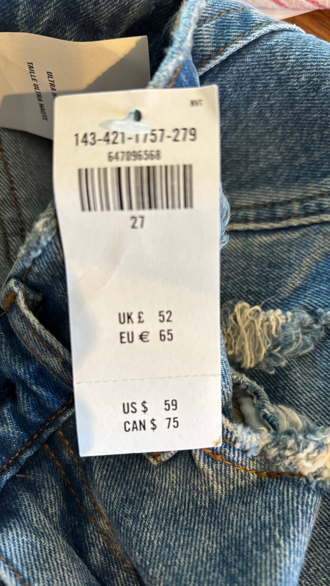 Abercrombie Curve Love denim skirt original tag retail $59 brand new with tags Sassy and Chic