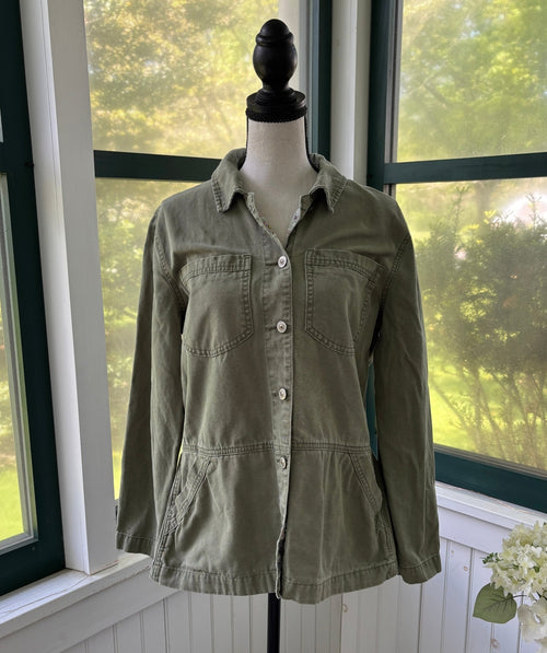 Curve Appeal olive green utility jacket front view button closure chest pockets thrifted jackets Sassy and Chic