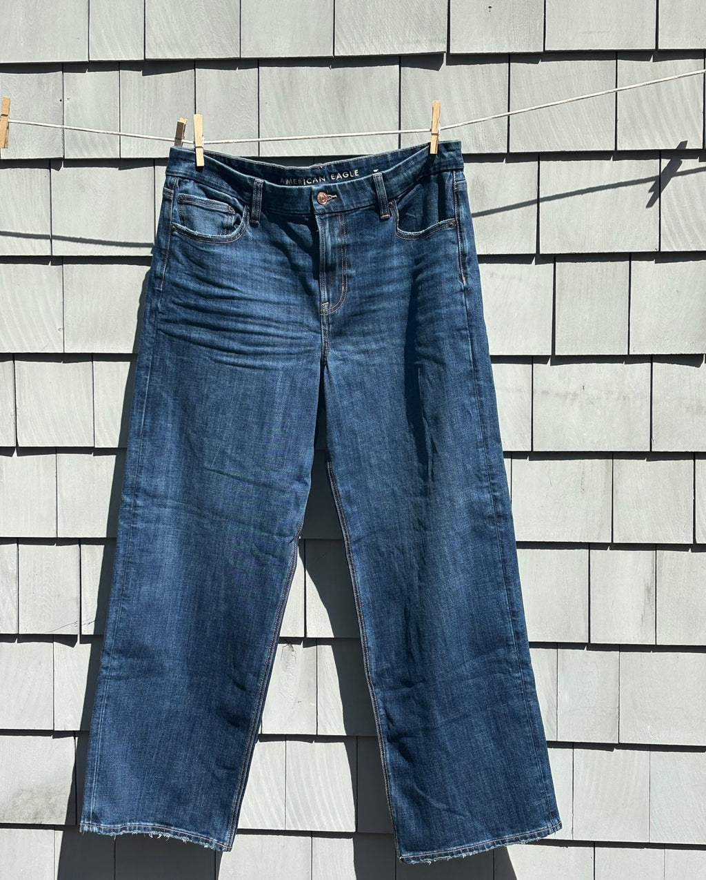 AEO Curvy Stovepipe dark wash jeans front view stovepipe silhouette thrifted jeans Sassy and Chic