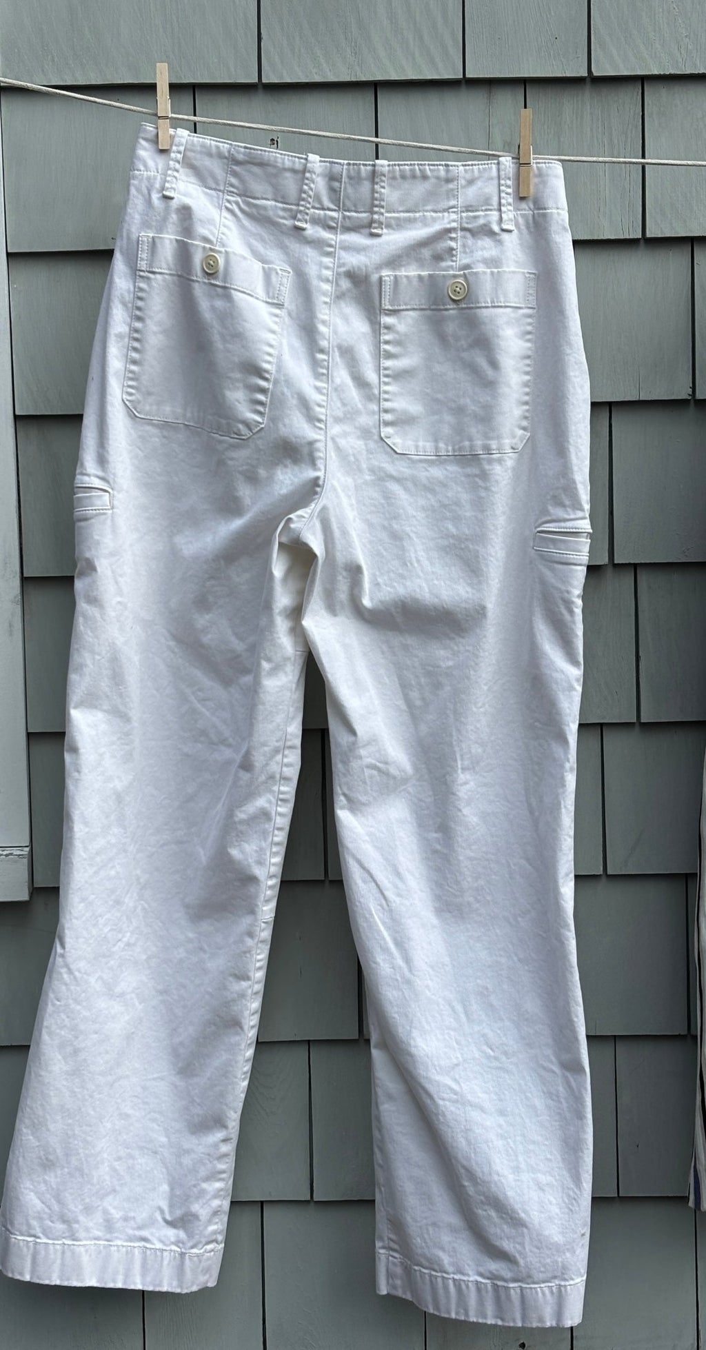 Thrifted Pants Like New, Abercrombie and Fitch, Size 29/8R - Sassy and Chic
