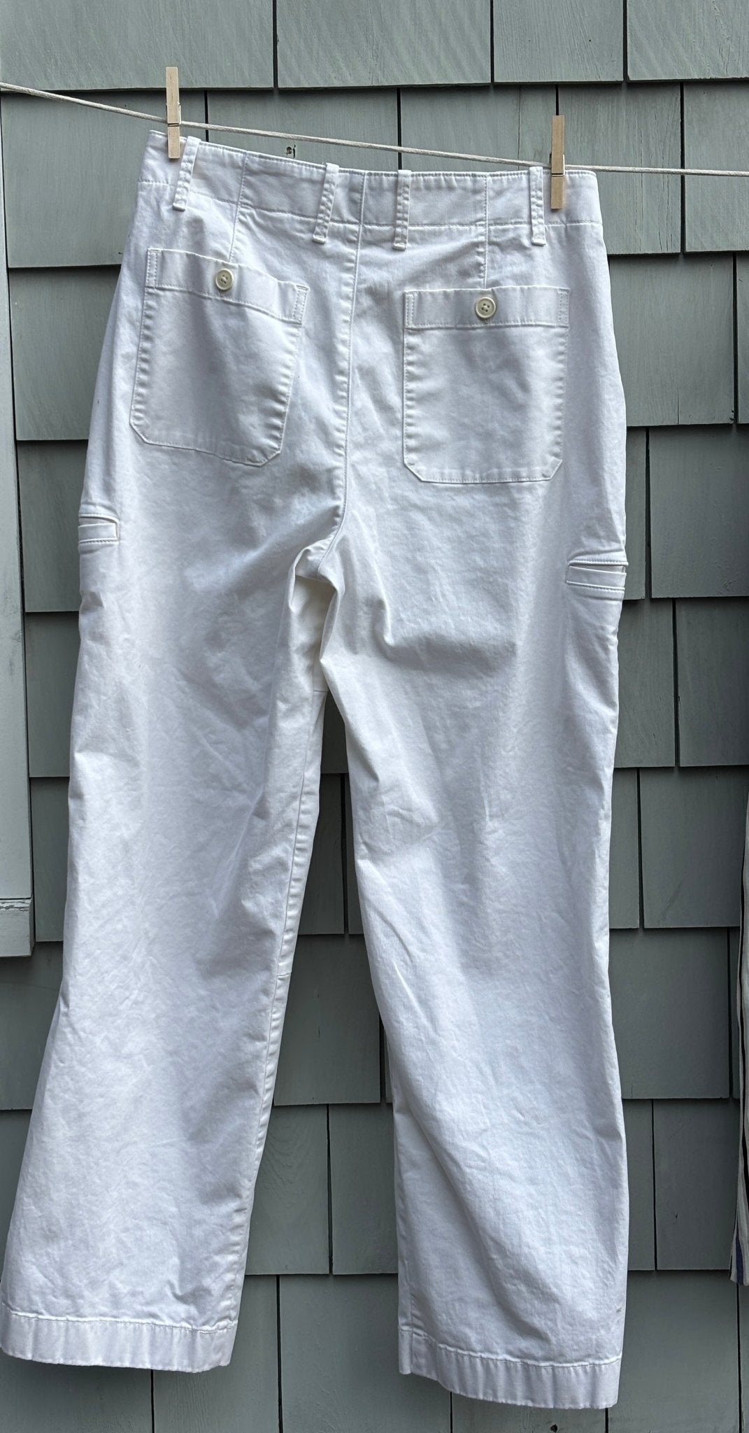 Thrifted Pants Like New, Abercrombie and Fitch, Size 29/8R - Sassy and Chic