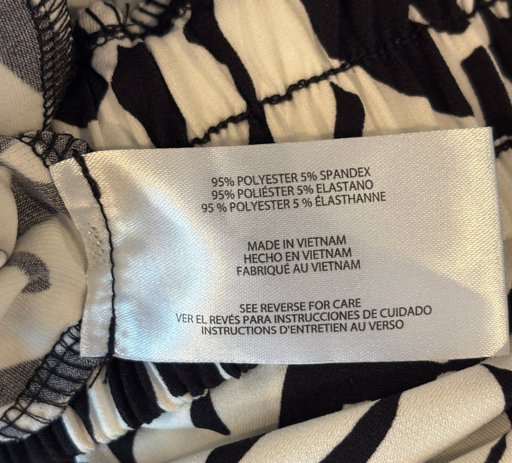 Three Dots wide leg pants care label 95 polyester 5 spandex pants Sassy and Chic