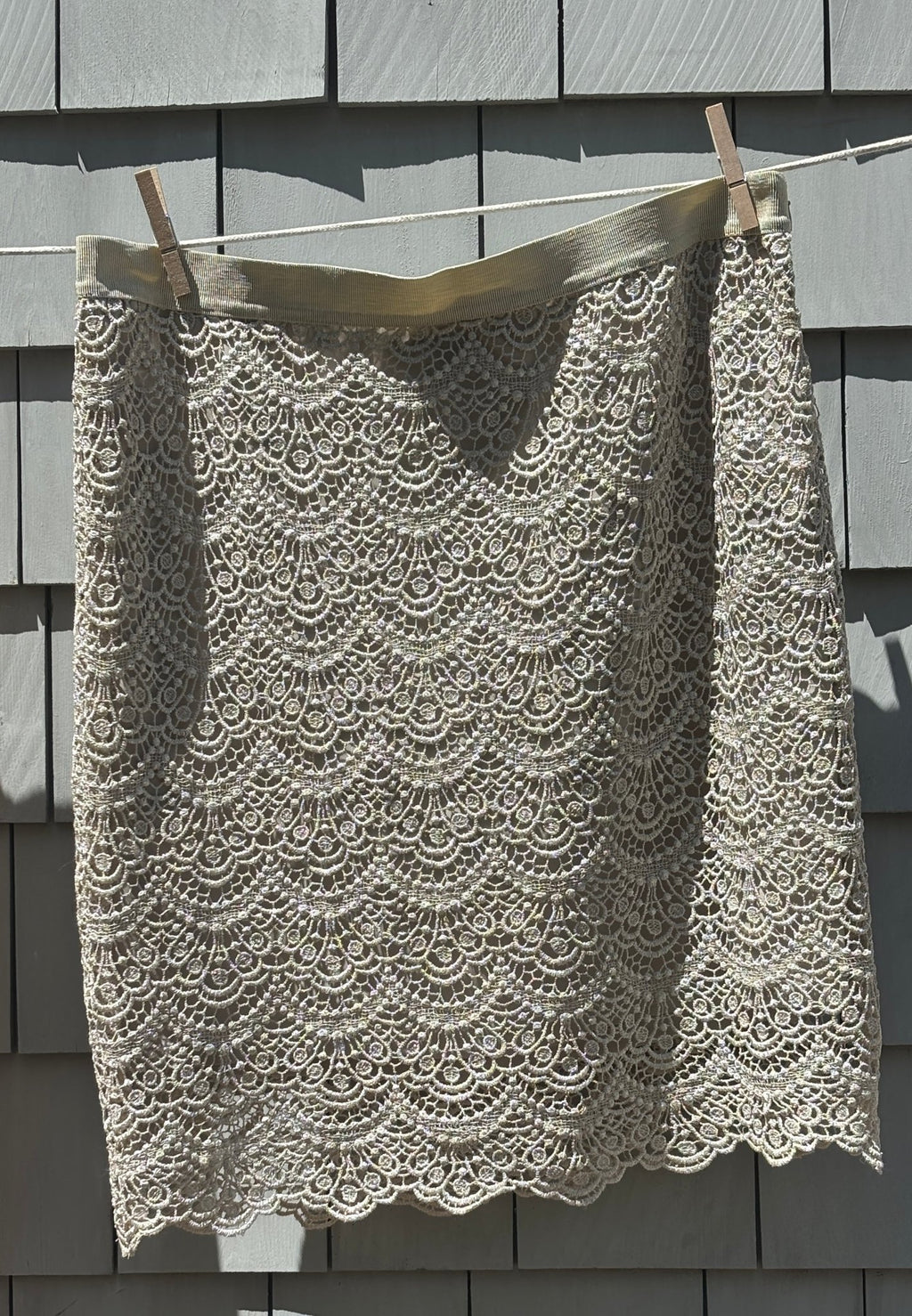 Ann Taylor ivory lace pencil skirt front view scalloped hem thrifted skirts new with tags Sassy and Chic