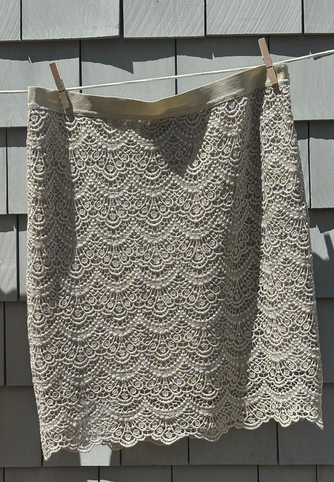 Ann Taylor ivory lace pencil skirt front view scalloped hem thrifted skirts new with tags Sassy and Chic