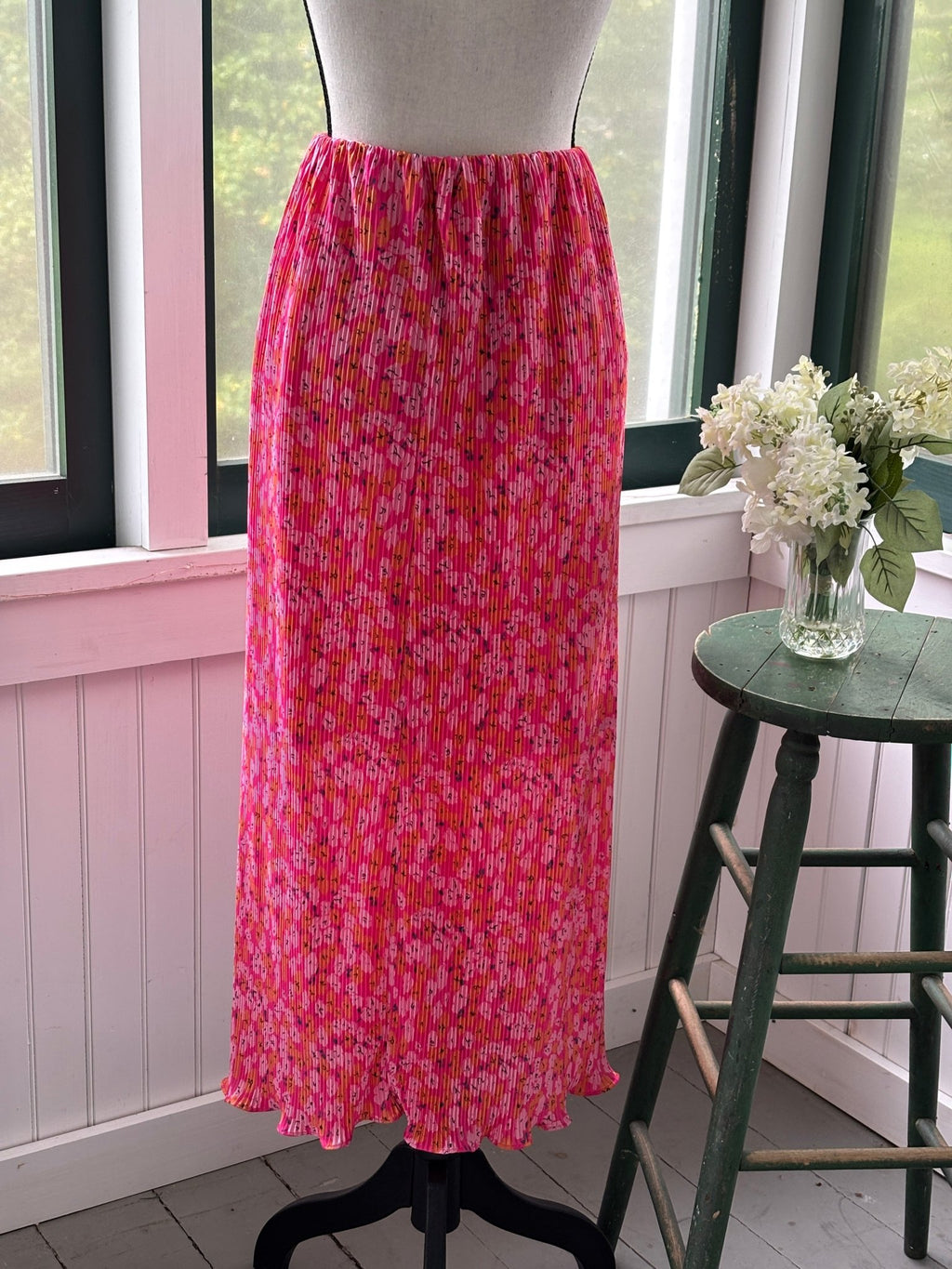 Petal Pup Minelli Pleat Midi Skirt hot pink back view thrifted skirts new with tags Sassy and Chic
