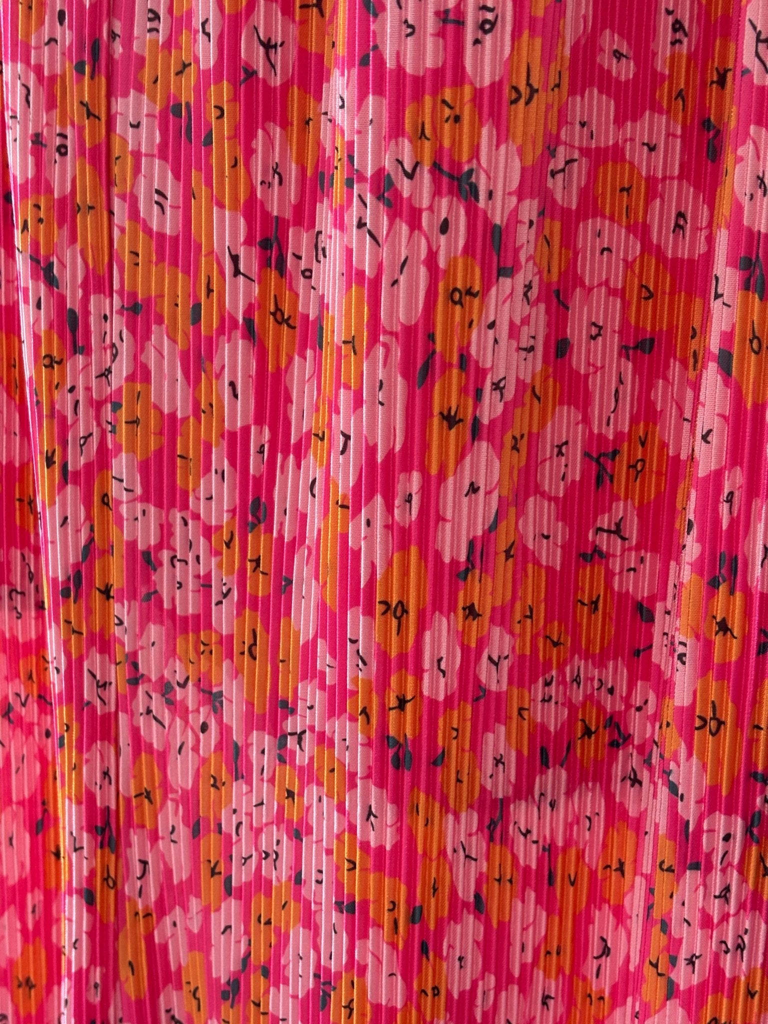 Petal Pup Minelli Pleat Midi Skirt hot pink fabric detail close up thrifted skirts Sassy and Chic