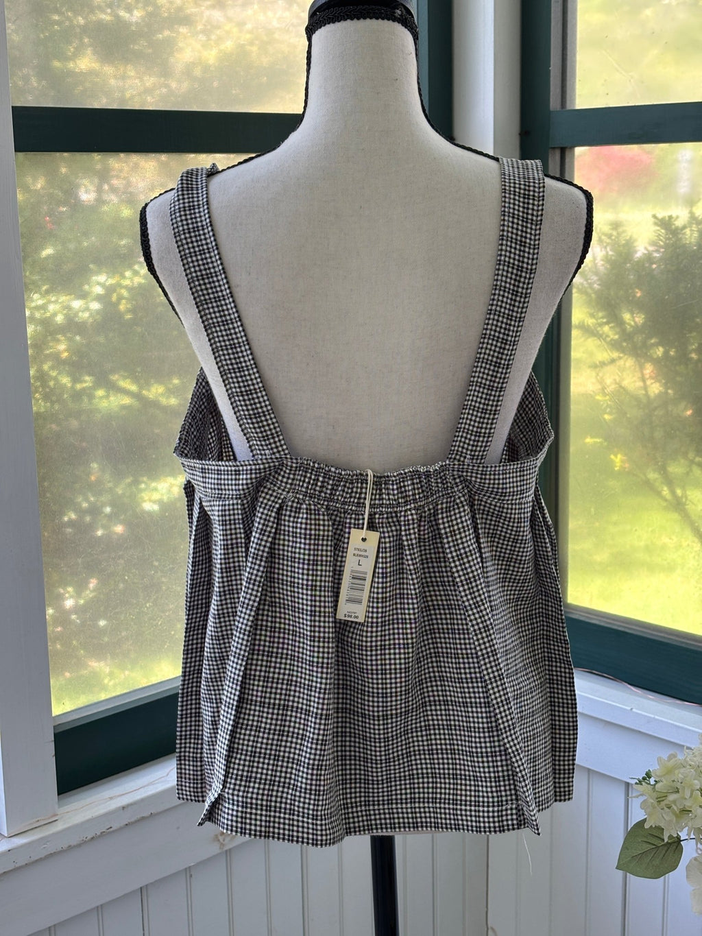Max Studio black white gingham crop top back view wide straps thrifted tops brand new Sassy and Chic